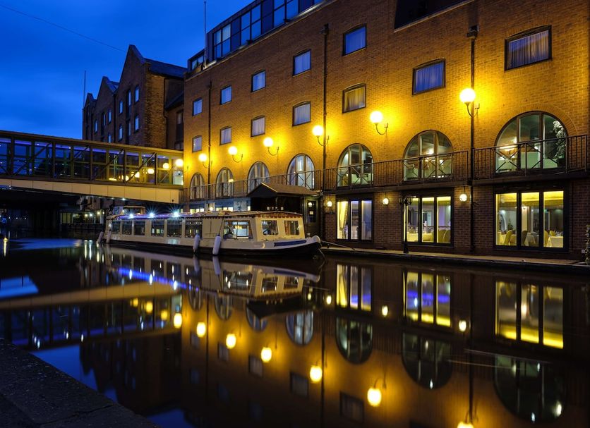 Bina Fotoğraf